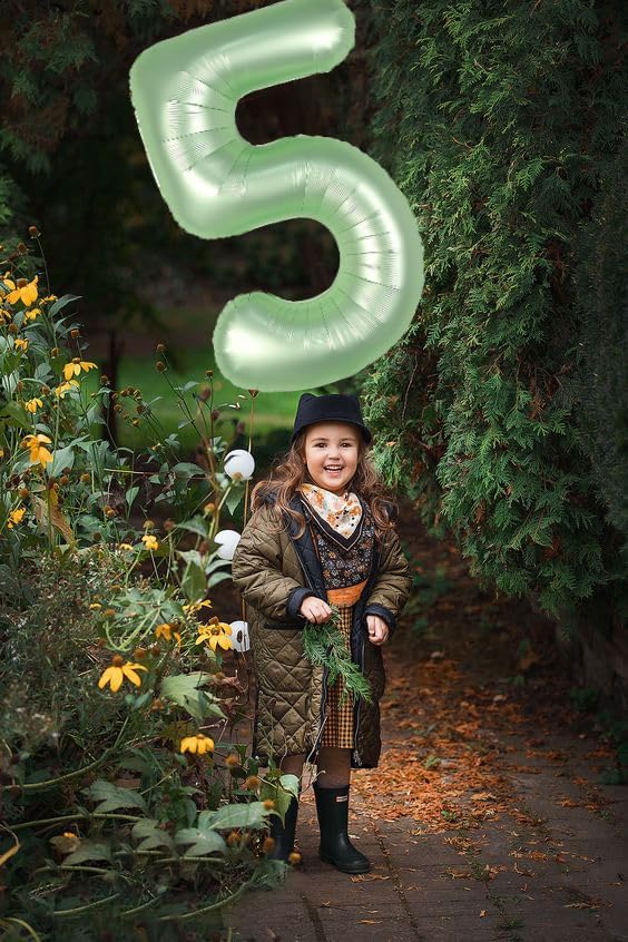 40 Inch Number 8 Balloon, Olive Green 8 18 28 80 Birthday Balloons for Men Boys, 8th Birthday Decorations Party Supplies, Wedding, Graduations
